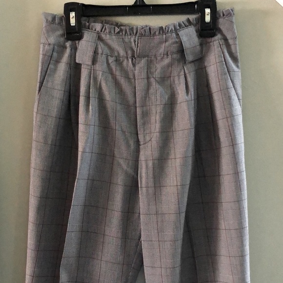 Forever 21 Pants - 10 / $10 Forever 21 Women’s Dress Pant